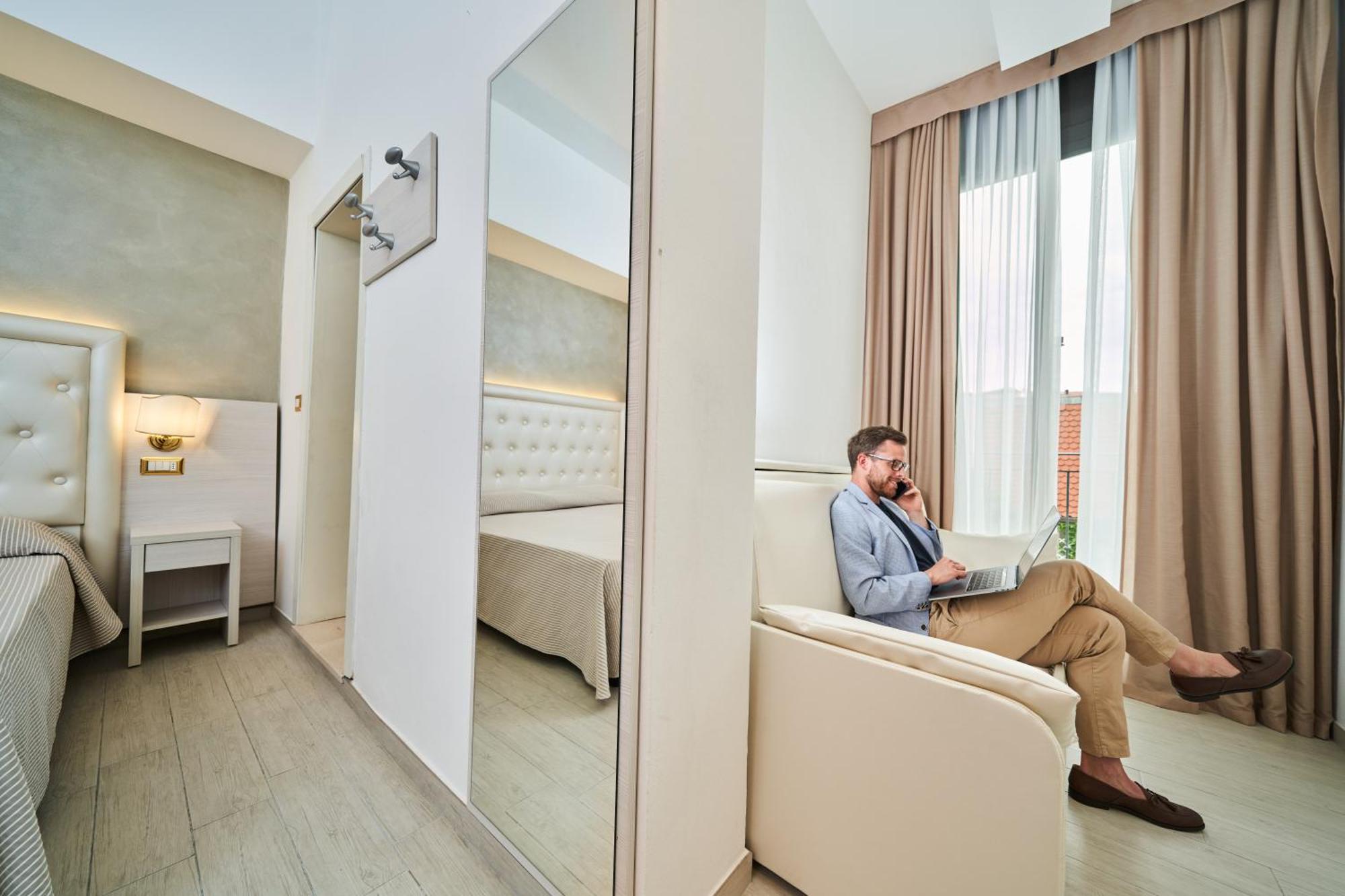 Hotel Bristol Bellaria-Igea Marina Exterior foto